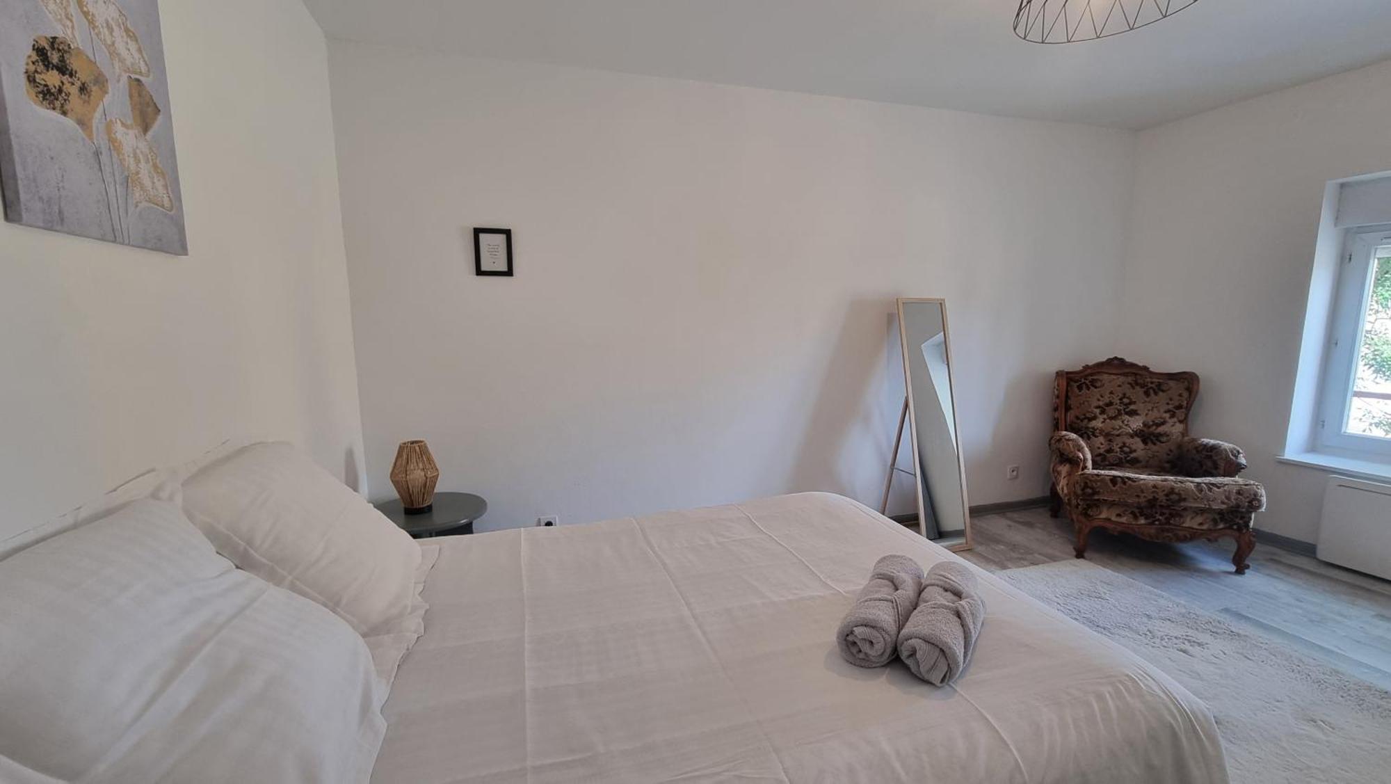 T2 Centre Renove 40 M2 Confort ! Charleville-Mézières Extérieur photo